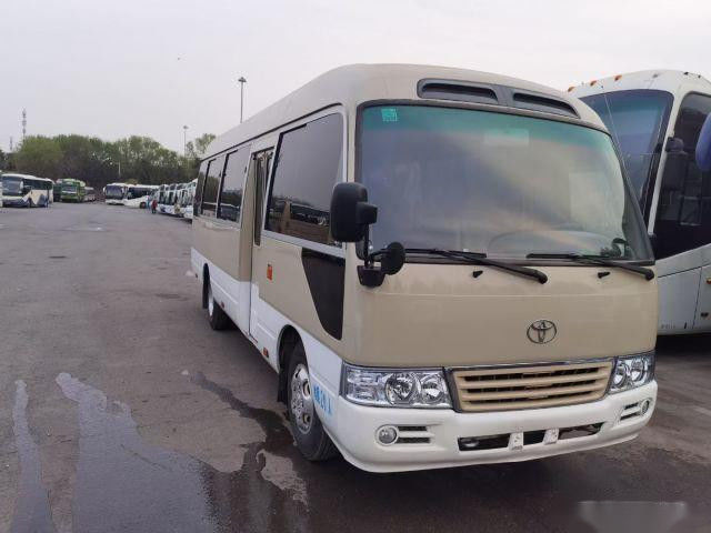 Toyota Bus Coaster 20 Kursi Bensin Drive Tangan Kiri Bekas Bus Penumpang Kilometer Rendah