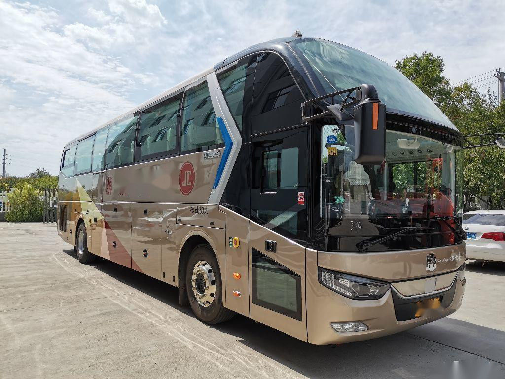 Bus Zhongtong Bekas LCK6119 50 Kursi 2019 Kompartemen Kapasitas Besar Euro V 336kw Aiebag Chassis