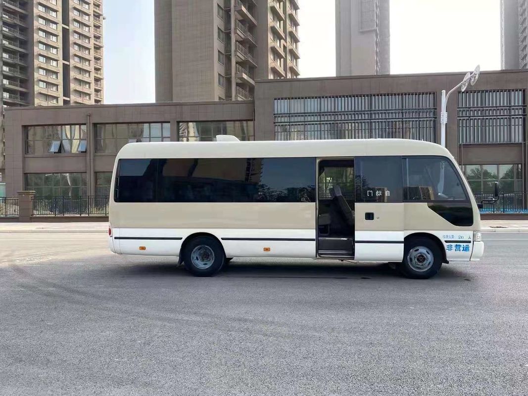 Bus Coaster Bekas Mesin 2TR 20 Kursi Mini Bus Toyota Coaster Drive Tangan Kiri Pintu Otomatis Penuh
