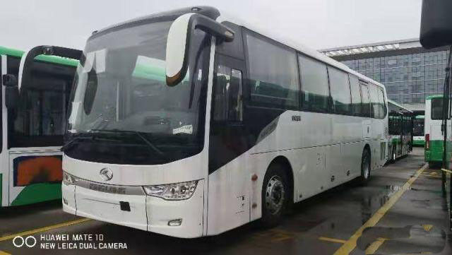 Bus Kinglong Bekas 44 Kursi Sasis Airbag Pintu Ganda Merek Baru