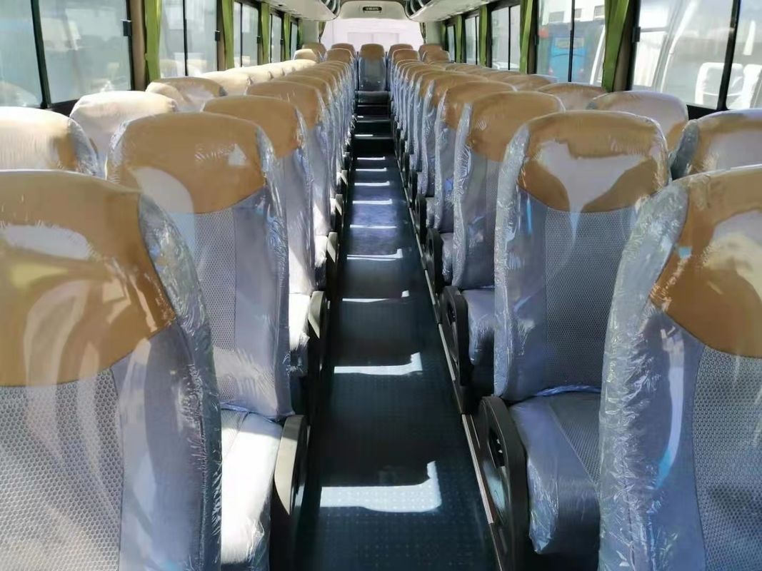 55 Kursi Bekas Yutong ZK6117 Bus New Stock Coach Bus Mesin Diesel Tahun 2020
