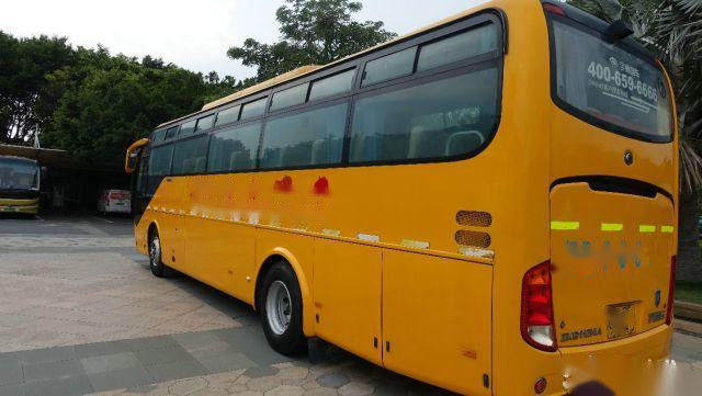 Bus Yutong Bekas ZK6107 49 Kursi Kemudi Kiri Sasis Airbag Yuchai Mesin Belakang Kilometer Rendah