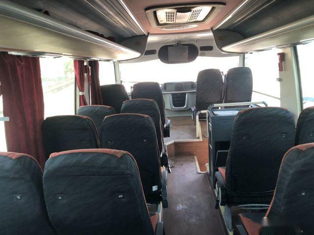 Bus Yutong Bekas ZK6127 Kaca Ganda 50 Kursi Mesin Belakang Kemudi Kiri Pintu Ganda