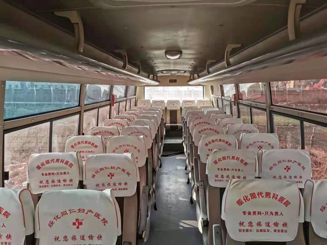 49 Kursi Bekas Yutong ZK6102D Bus Bekas Coach Bus 2011 Tahun Mesin Depan Kemudi Mesin Diesel LHD