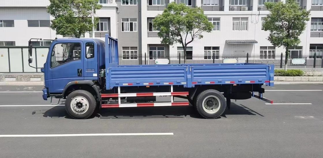 Merek Baru Sinotruck HOWO RHD Tangan Kanan Steering Drive 10Ton Truk Kargo 4X2