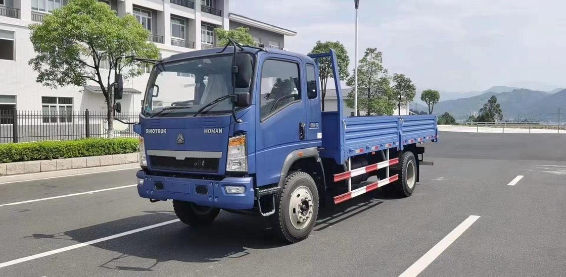 Merek Baru Sinotruck HOWO RHD Tangan Kanan Steering Drive 10Ton Truk Kargo 4X2