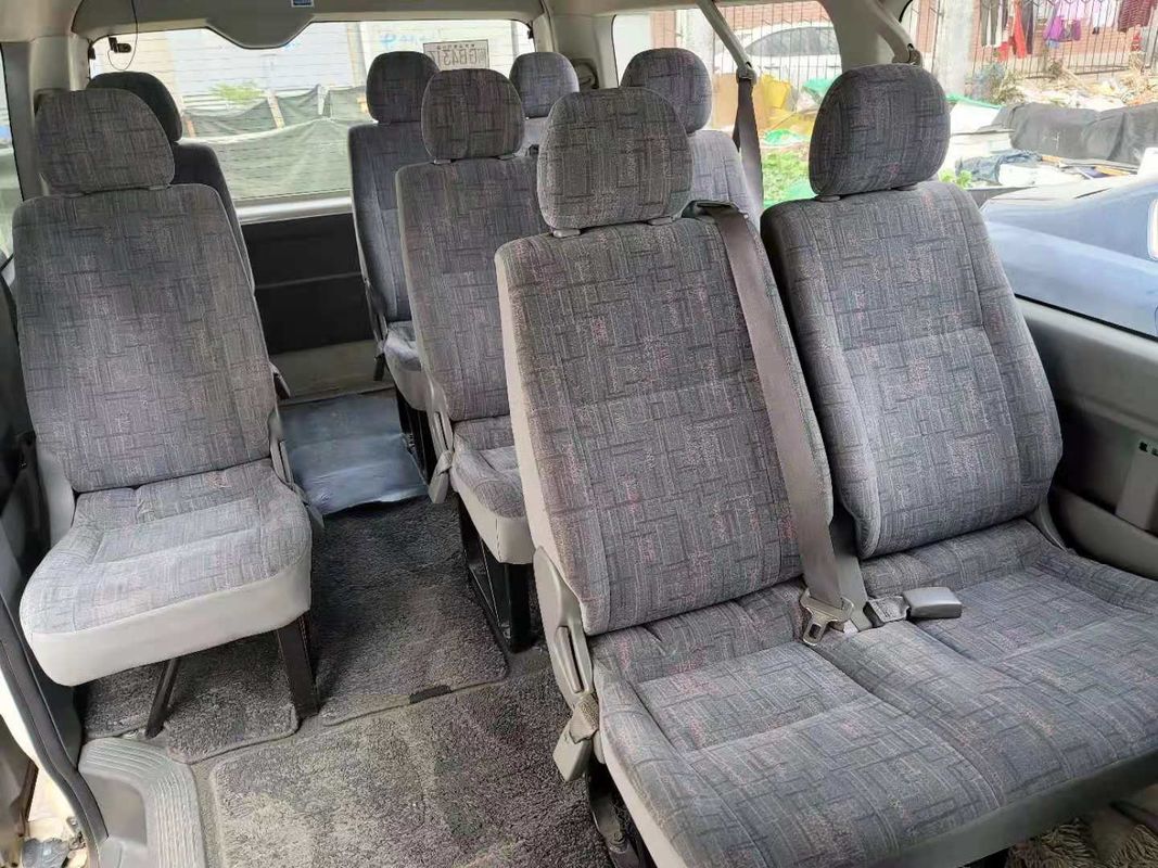 10 Kursi Diesel Toyota Bekas Mini Bus Dengan Mesin Bensin AC Equip No Kecelakaan Tahun 2013