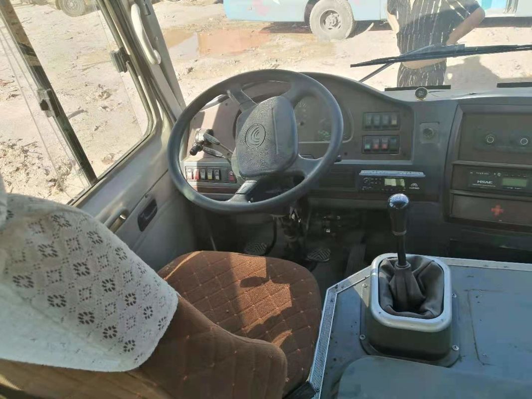 Mini Bus Bekas Yutong ZK6608 19 Kursi Sasis Baja Mesin Depan Bus Pelatih Bekas Kemudi Kiri Kilometer Rendah