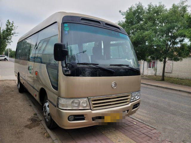 2015 Tahun 22 Kursi Digunakan Bus Golden Dragon Coaster, Bus Coaster Bus Mini Bekas 86kw Dengan Kursi Mewah