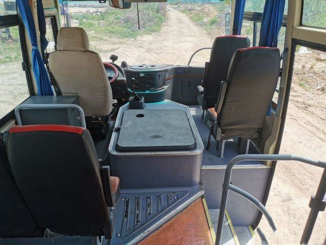 Bus Yutong Bekas ZK6752 30 Kursi Mesin Depan Diesel Bekas Mini Bus Euro IV Kilometer Rendah