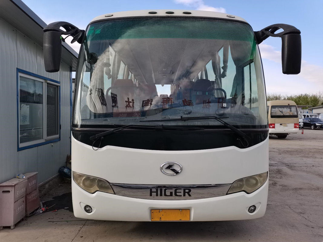 Bus Lebih Tinggi Bekas KLQ6856 37 Kursi Sasis Baja Belakang Mesin Yuchai Penggerak Tangan Kiri Kondisi Baik dengan AC