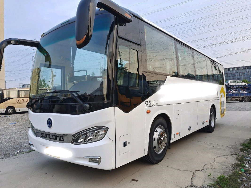 38 Kursi Bus Wisata Baru Sunlong Merek SLK6903 Sasis Airbag 2020 Euro6 Bus Pelatih Baru Kilometer Rendah Mesin Belakang Yuchai