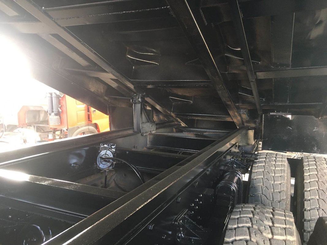Truk Berat Shacman F3000 Bekas 340 Tenaga Kuda 6X4 5.6m Truk Dumper SX3255DR384