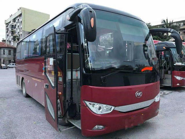 Bus Wisata Bekas Merek Ankai HFF6909 38 Kursi Sasis Airbag Mesin Yuchai Kilometer Rendah Bus Penumpang Bekas untuk Afrika