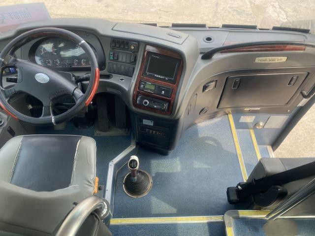 Bus Wisata Bekas Merek Zhongtong 35seats Airbag Chassis Yuchai Mesin Belakang Kursi Baru Bus Kapasitas Besar 2+2layout
