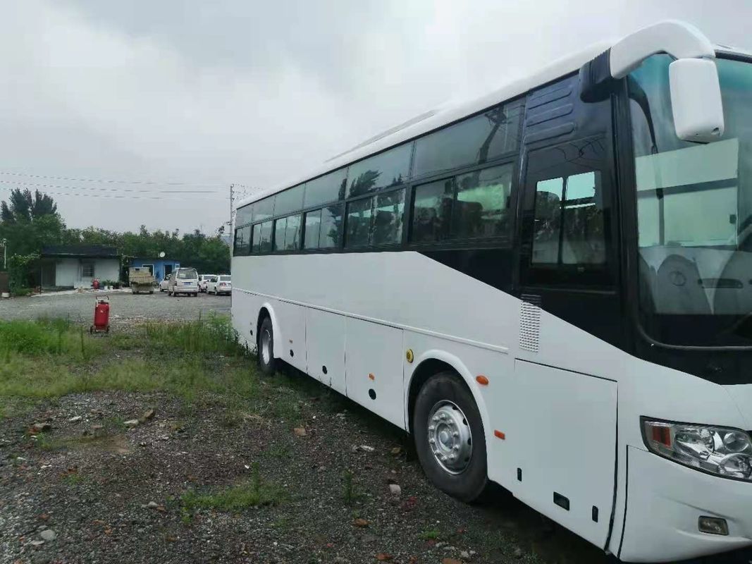 perbarui 54 Kursi 2014 Tahun Bekas Yutong Bus ZK6112D Mesin Diesel RHD Driver Steering No Accident