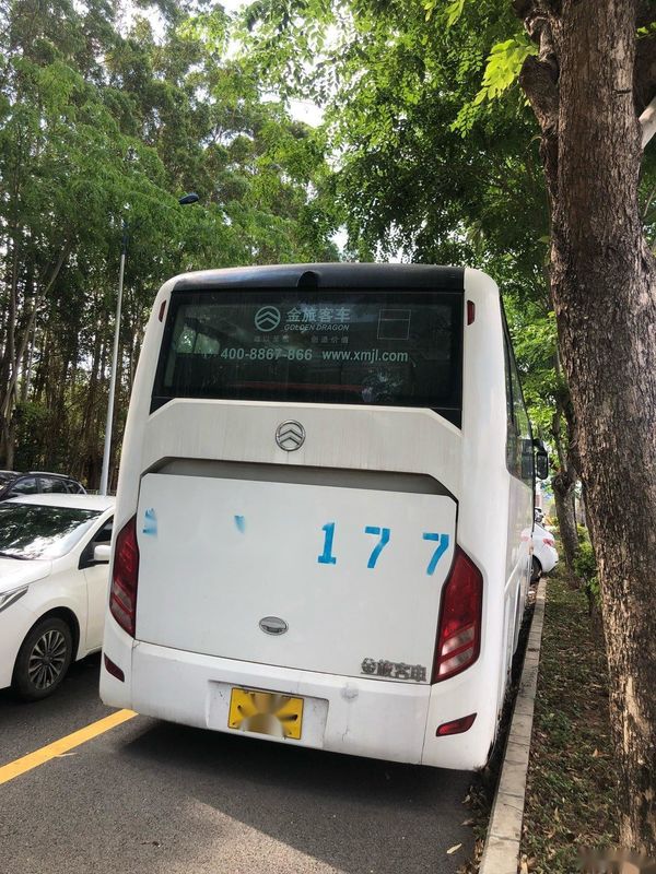 Digunakan Golden Dragon Bus 41 Kursi Baik Coach Bus Airbag Chassis Euro IV Single Door