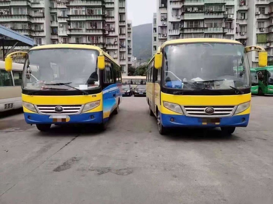 Digunakan Yutong Mini Bus ZK6720d Mesin Depan 95kw Yuchai Bus Penumpang Baik Euro IV 26 kursi