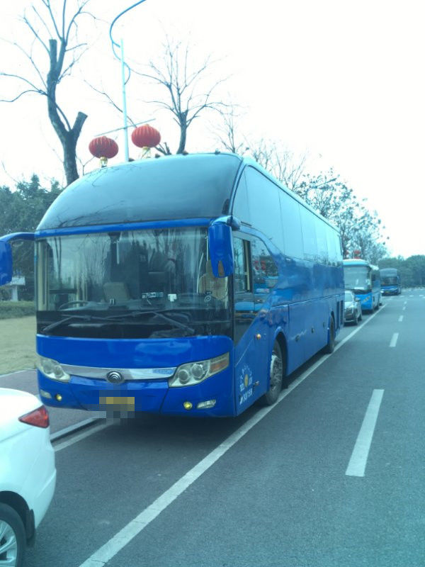 54 Kursi Bus Pelatih Bekas Bus Yutong ZK6127 Mesin Diesel Tahun 2016 Dalam Kondisi Baik