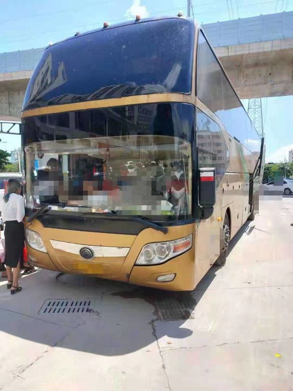 65 Kursi 2010 Tahun Digunakan Yutong Bus ZK6147D Mesin Diesel Kemudi Gandar Ganda LHD