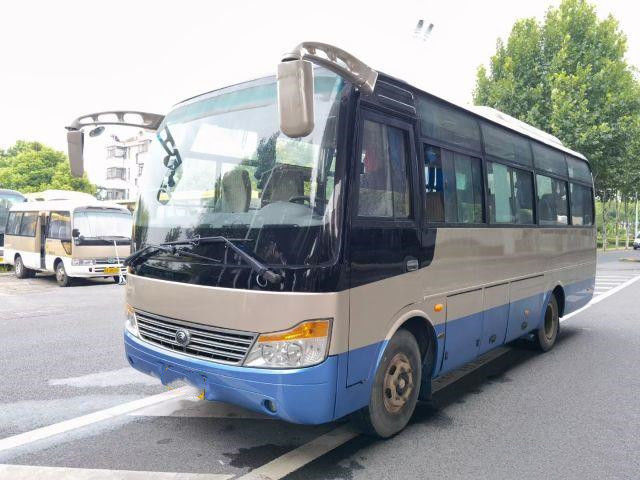 Digunakan Yutong Mini Bus ZK6752D Mesin Depan Yuchai Pelatih Penumpang Baik 30 Kursi 103kw