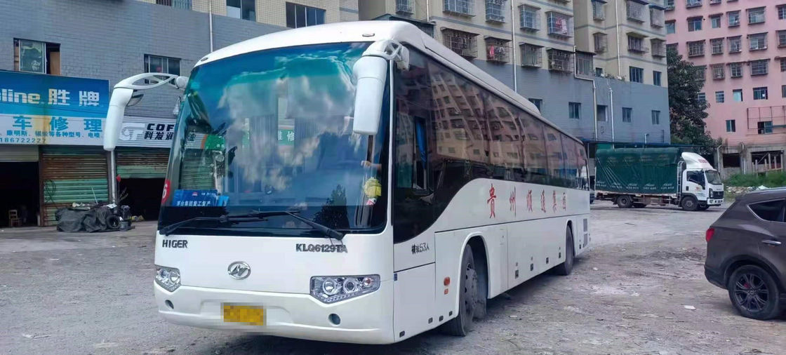 Kedatangan Baru Saat Ini Digunakan Bus Pelatih KLQ6129TA Lebih Tinggi 53 Kursi Mesin Diesel Bus Bekas dengan mesin Yuchai