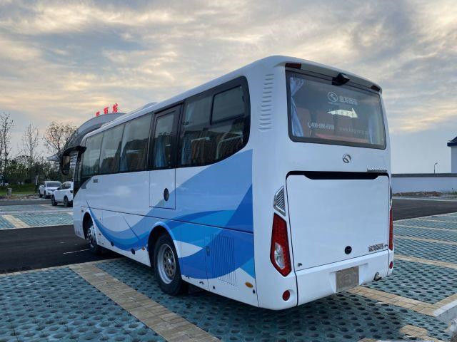Bus Pelatih Bekas Kinglong Bekas 36 Kursi Manual Bus Penggerak Tangan Kiri Merek XMQ6829