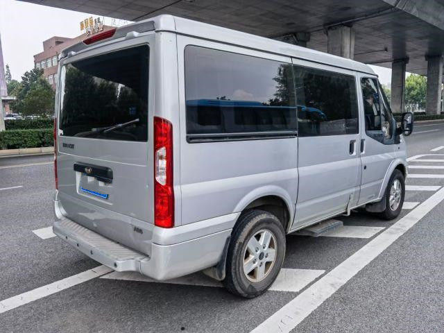 China Merek Penumpang Komersial Van 7-Seater Lhd Kendaraan Energi Baru Listrik Digunakan Mesin Diesel Mini Bus