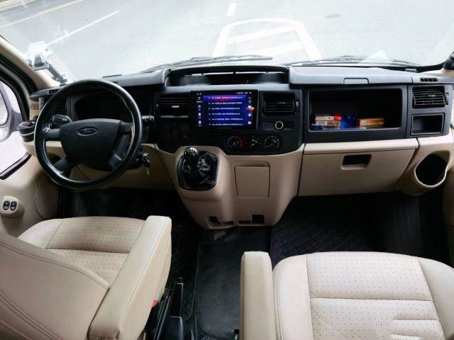 China Merek Penumpang Komersial Van 7-Seater Lhd Kendaraan Energi Baru Listrik Digunakan Mesin Diesel Mini Bus
