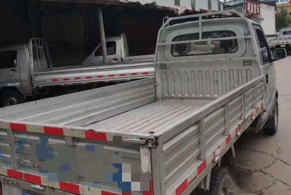 Dongfeng Merek 6 Roda Truk Kargo Ringan 102HP Untuk Truk Dump Mini Bekas Africe