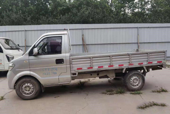 Dongfeng Merek 6 Roda Truk Kargo Ringan 102HP Untuk Truk Dump Mini Bekas Africe