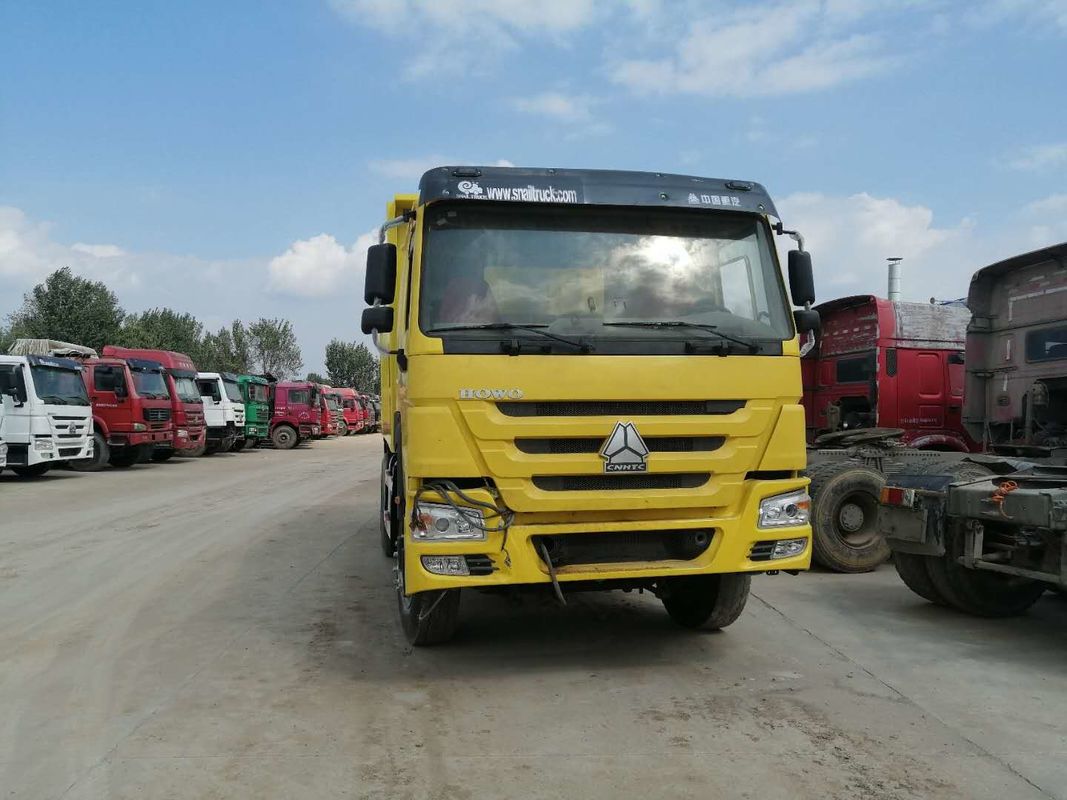 Truk Dump Bekas SINOTRUK HOWO Dump Truck 6x4 Truk Tipper Dijual di Ghana Dijual Dump Truck Bekas Murah