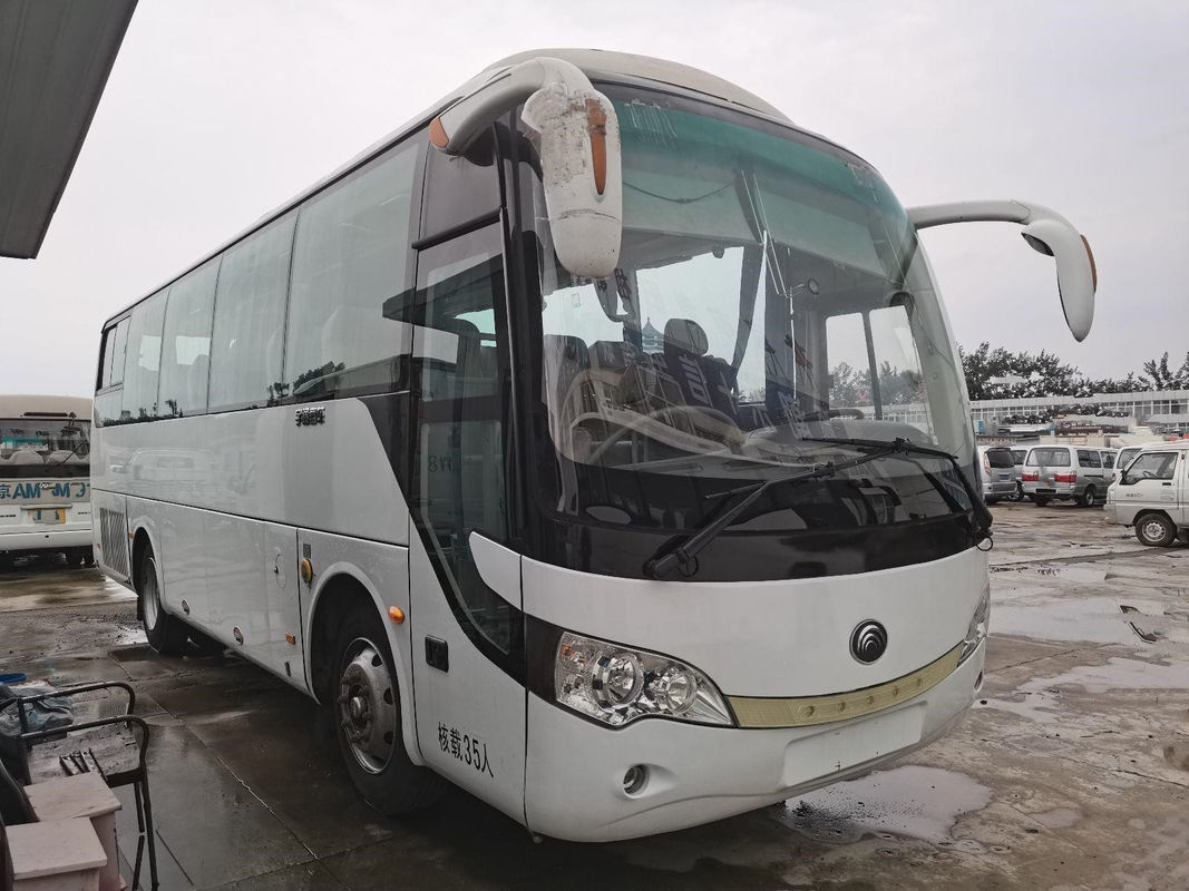 2013 Tahun 35 Kursi Bus Bekas Bus Yutong Bekas ZK6888 Bus Pelatih Bekas LHD Steering Diesel Engines
