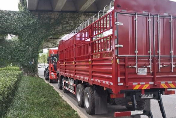 Dong-Feng 8x4 420hp China Bekas Lorry Cargo Trcuk Merek Baru LHD/RHD