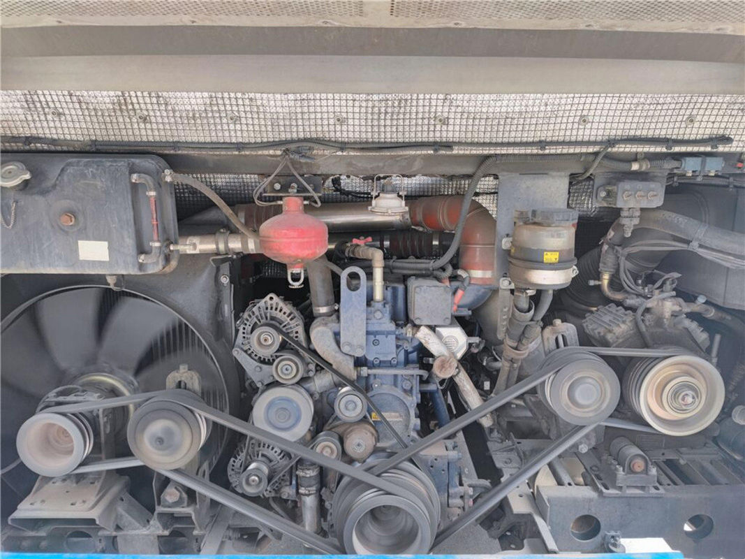Bus Double Decker Merk Yutong ZK6116 Harga Yutong Bus 49 Seat Bekas Toyota Hiace Bus Weichai Engine 400kw Double Door