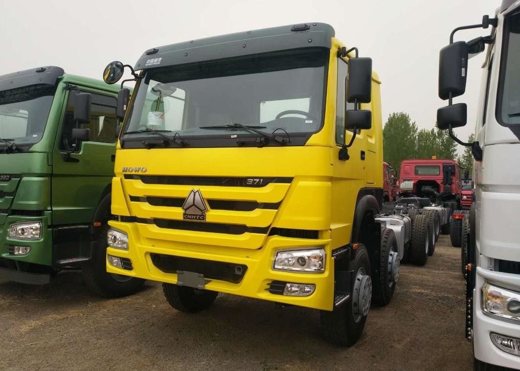 Bekas Sinotruck Howo Dump Truck 8x4 Tipper Tangan Kiri Tangan Kanan Kemudi Drive tahun 2018 RHD/LHD