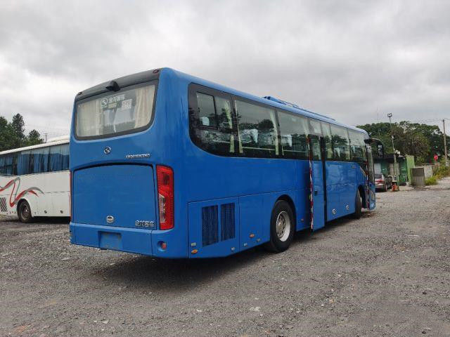 Bus Kinglong Bekas XMQ6110 Hiace Bus Toyota 48 Kursi Dijual Harga Pintu Ganda