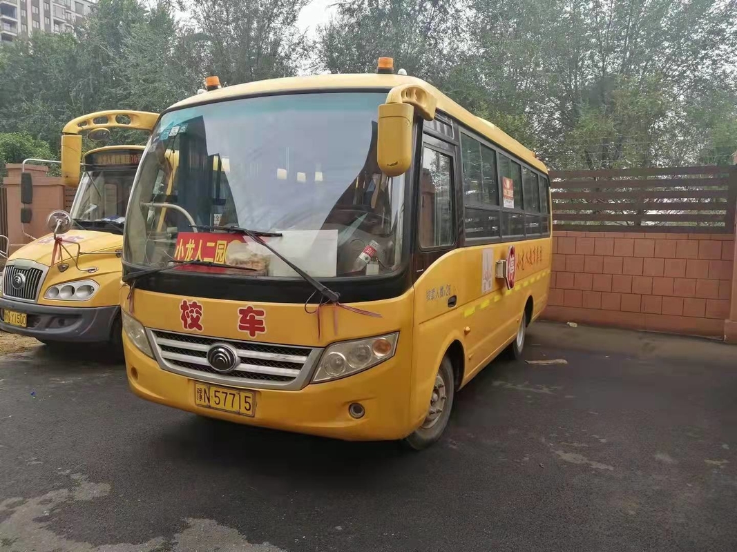 Tahun 2014 26 Kursi Bekas Mini Bus YUTONG Bus Sekolah Bekas Dengan Mesin Depan