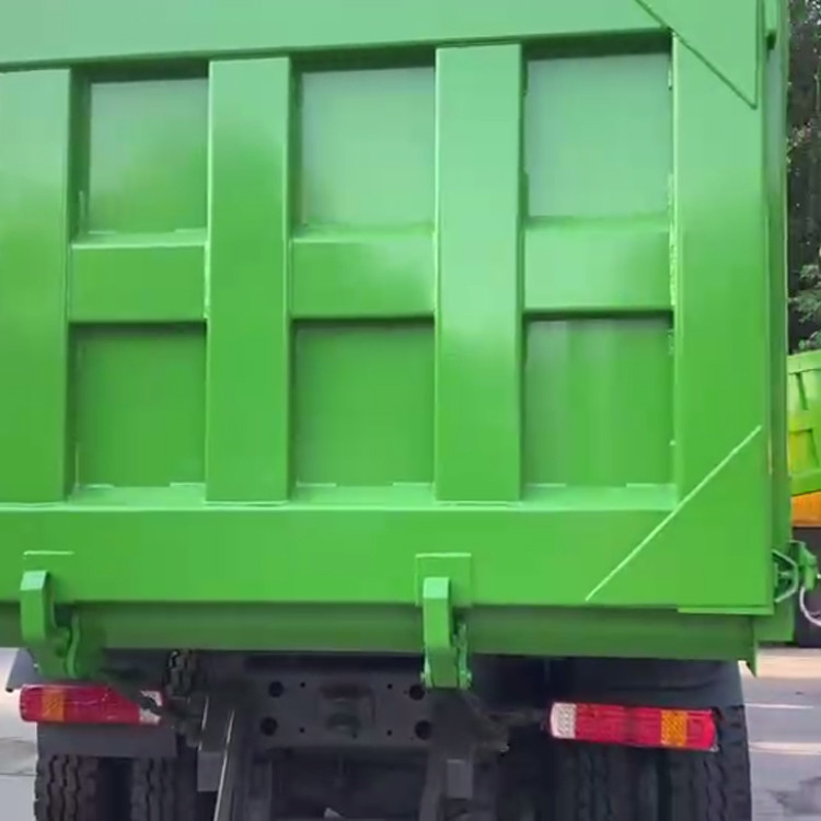 Truk Drump Howo Sinotruk Bekas 8x4 Drive Mode Second Hand Howo 375 Hp Tipper Truck