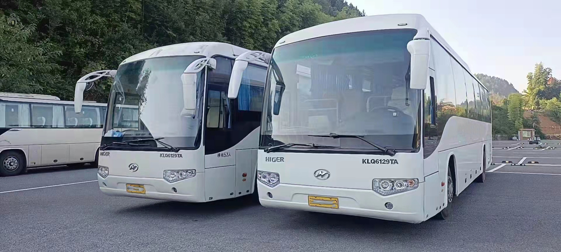 Bus Lebih Tinggi Di Tanzania KLQ6129 Yutong Bus Pelatih Lama Bekas 65 Kursi Mesin Depan RHD Tata Letak 2+3 Bus Toyota Coaster