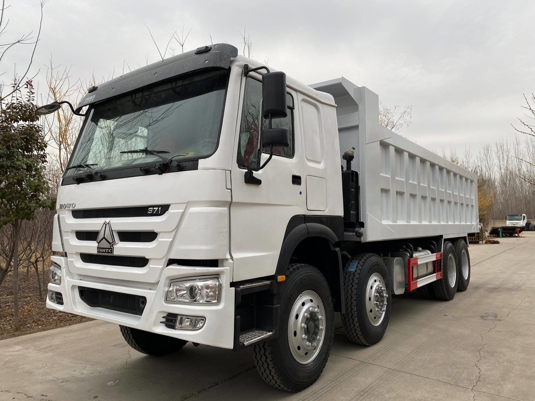 Bekas Sinotruk Howo 317Hp Euro 2 Manual 4X2 6X4 8X4 Truk Traktor Kepala Diesel