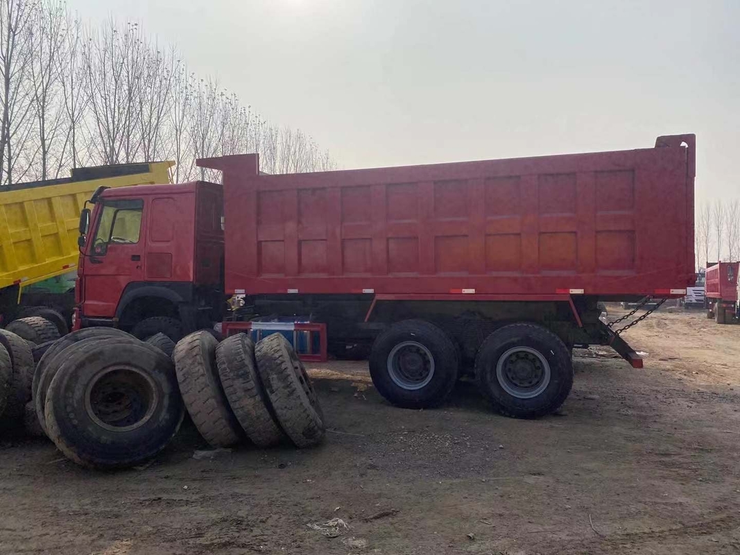 Bekas Howo Dump Truck 6*4 Model Mengemudi Tangan Kanan Cara Mengemudi WD615.47 Euro 2