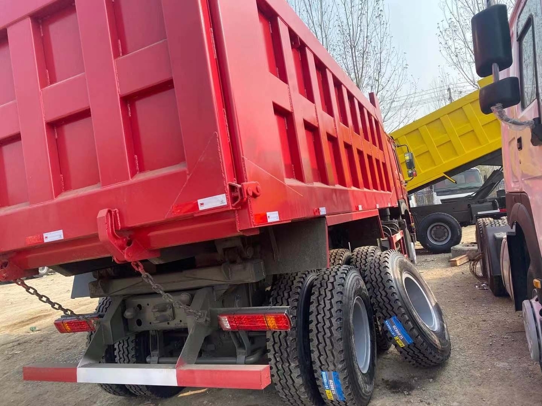 Bekas Howo Dump Truck 6*4 Model Mengemudi Tangan Kanan Cara Mengemudi WD615.47 Euro 2