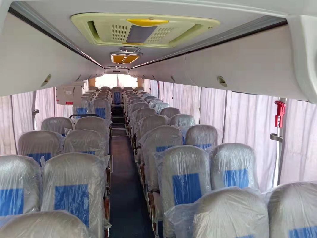 52 Kursi Bekas Bus Pelatih Bekas Yutong ZK6127 Bus 2015 Tahun Mesin Diesel RHD Steering