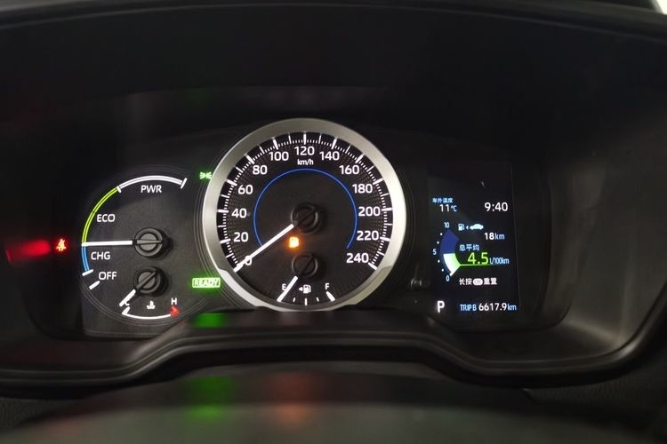 Kendaraan Elektik Mobil Corolla Bekas Dengan Corolla 2021 1.2T S-CVT Pioneer 5 Kursi Warna Putih