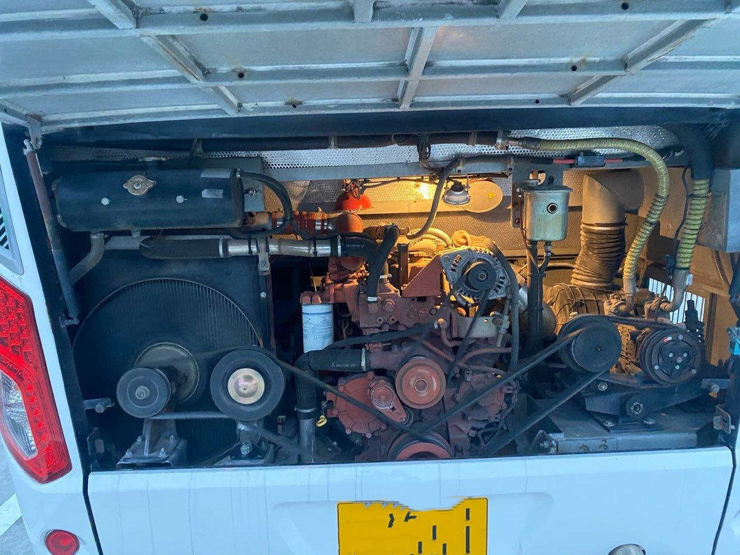 Bus Jarak Jauh XMQ6829 Bus Pelatih Kinglong Bekas 34 Kursi Bus Bekas Dijual di UEA