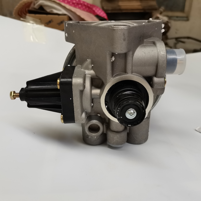Sinotruck Truck Spare Part Air System Protector Original WABCO Cartridge Air System Protector Untuk Heavy Duty Truck
