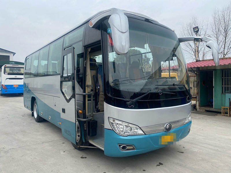 35 Kursi Tahun 2015 Bus Bekas Zk6816 Yutong Bekas Coach Company Commuter Bus Rear Engine