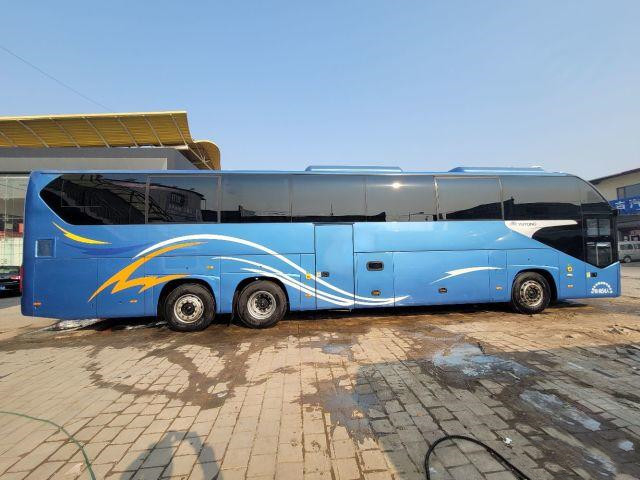 Bus Double Decker Zk6148 Youtong Bus Luxury Coach 56 Kursi Yutong Bus Airbag EURO V