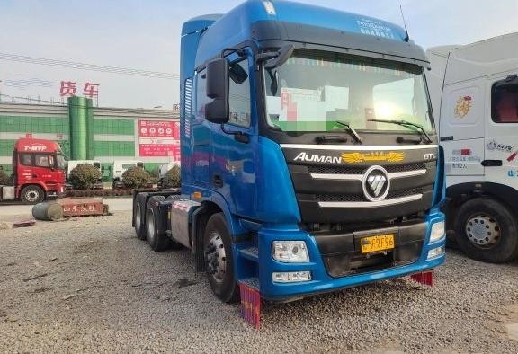 Ouman GRL 6 * 4 Truk Traktor Bekas 470HP Traktor Trailer Bekas Diesel